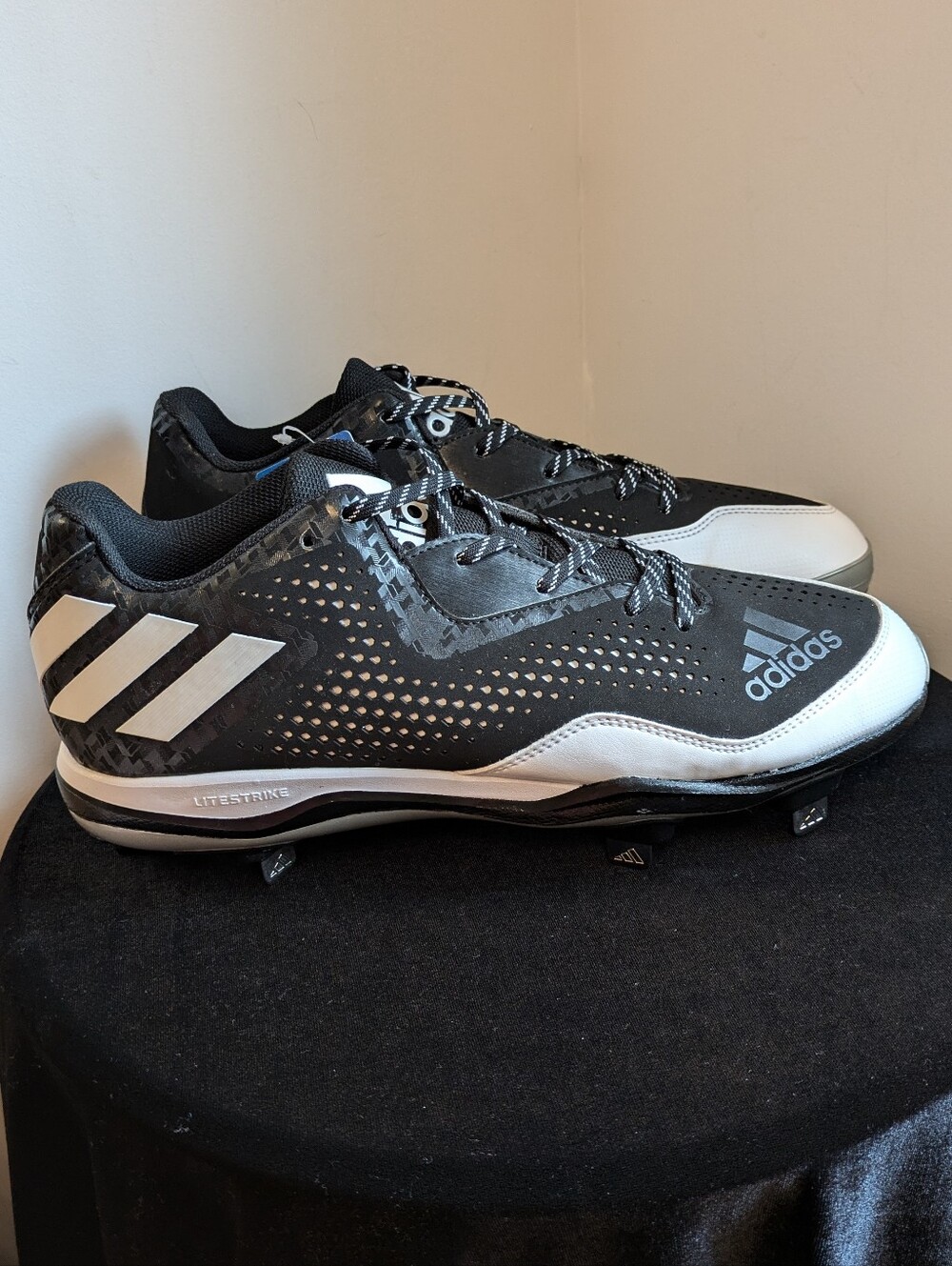 Adidas Performance Men’s PowerAlley Black & White Athletic Baseball Cleats 10.5